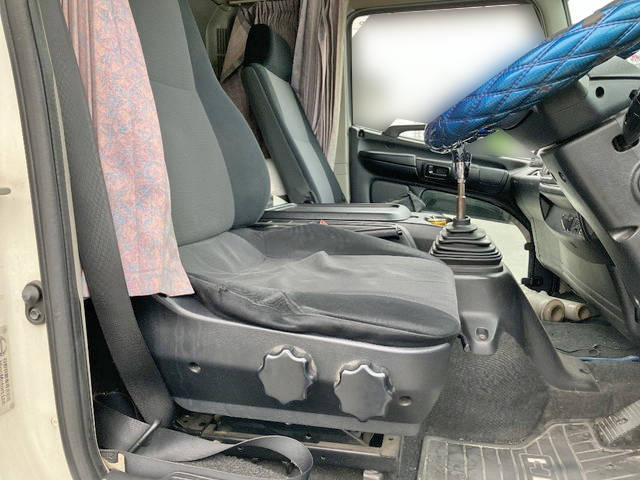 日野レンジャー冷凍車（冷蔵車）中型（4t）[写真28]