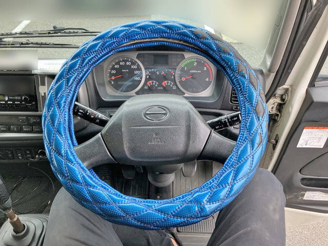 日野レンジャー冷凍車（冷蔵車）中型（4t）[写真32]