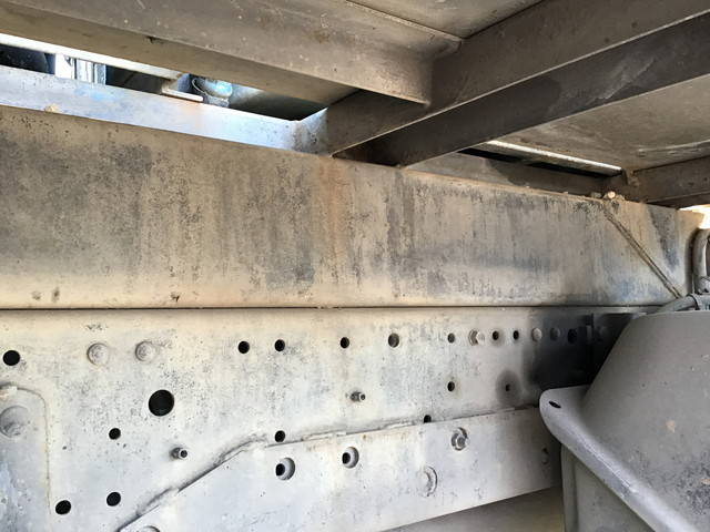 いすゞエルフコンクリートポンプ車小型（2t・3t）[写真20]