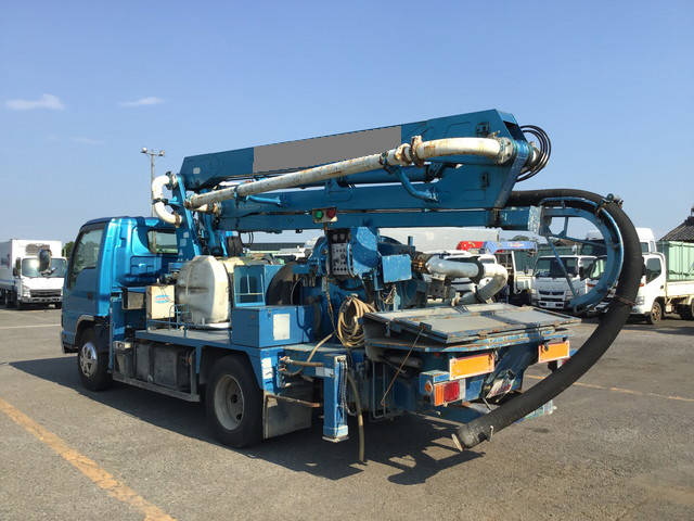 いすゞエルフコンクリートポンプ車小型（2t・3t）[写真04]