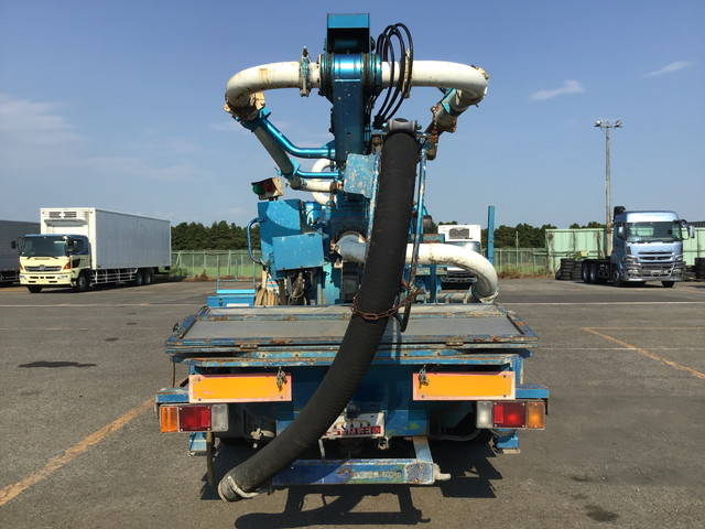 いすゞエルフコンクリートポンプ車小型（2t・3t）[写真08]