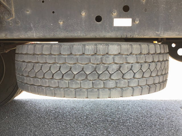 三菱ふそうファイター平ボディ増トン（6t・8t）[写真20]