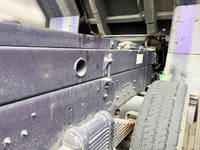 UDトラックスクオンダンプ大型（10t）[写真16]