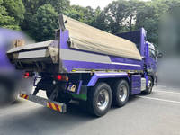 UDトラックスクオンダンプ大型（10t）[写真02]