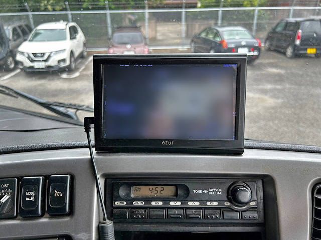 UDトラックスクオンアルミブロック大型（10t）[写真16]