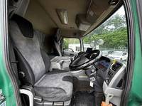 UDトラックスクオンアルミブロック大型（10t）[写真19]