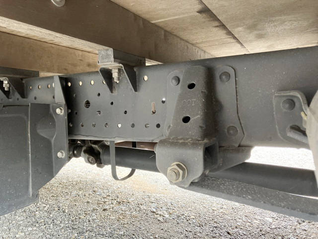 いすゞエルフアルミブロック小型（2t・3t）[写真12]