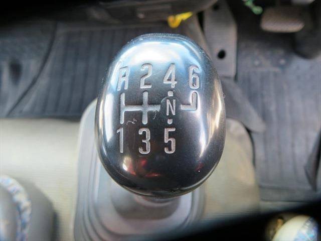 いすゞフォワードクレーン付増トン（6t・8t）[写真09]