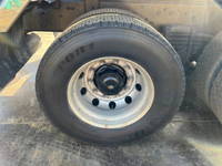 三菱ふそうスーパーグレートコンテナ専用車大型（10t）[写真11]