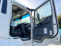 三菱ふそうスーパーグレートコンテナ専用車大型（10t）[写真18]