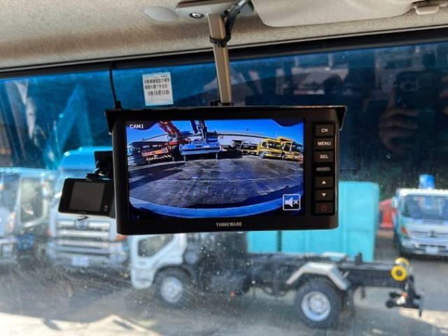 三菱ふそうスーパーグレートコンテナ専用車大型（10t）[写真33]