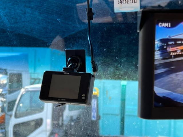 三菱ふそうスーパーグレートコンテナ専用車大型（10t）[写真34]