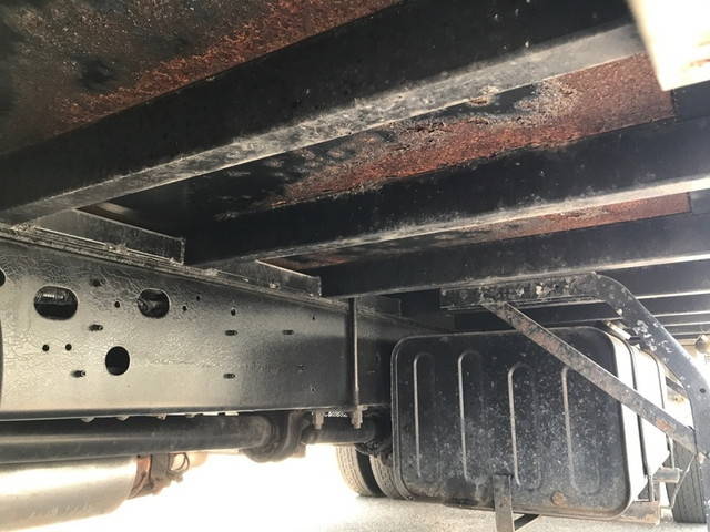 日野レンジャー平ボディ中型（4t）[写真26]