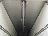 三菱ふそうスーパーグレートパネルウイング大型（10t）[写真14]