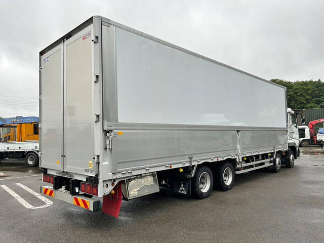 三菱ふそうスーパーグレートパネルウイング大型（10t）[写真02]