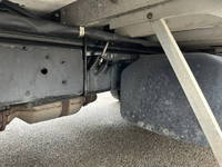 三菱ふそうスーパーグレートパネルウイング大型（10t）[写真20]