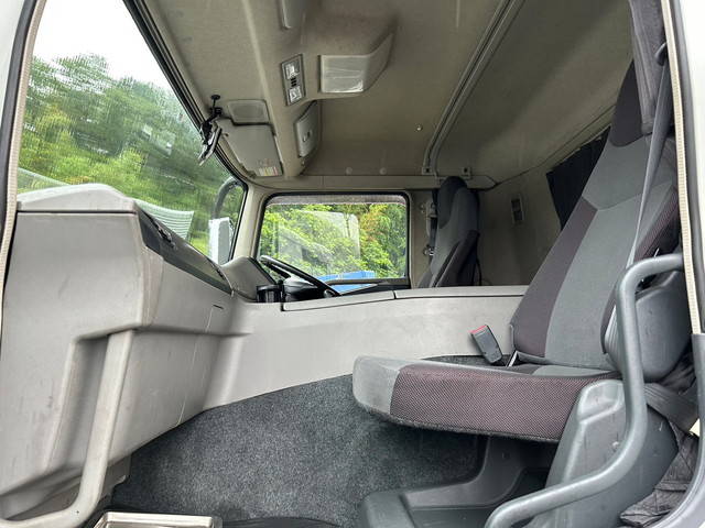 三菱ふそうスーパーグレートパネルウイング大型（10t）[写真29]