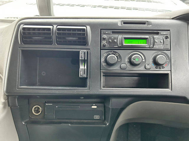 三菱ふそうスーパーグレートパネルウイング大型（10t）[写真33]