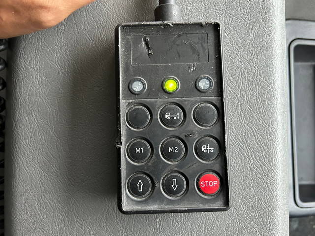 三菱ふそうスーパーグレートパネルウイング大型（10t）[写真34]