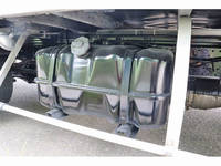 いすゞエルフアルミウイング小型（2t・3t）[写真18]