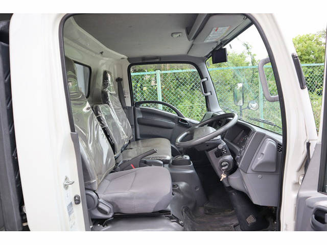 いすゞエルフアルミウイング小型（2t・3t）[写真31]