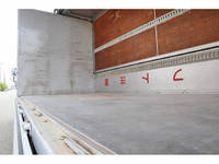 いすゞエルフアルミウイング小型（2t・3t）[写真09]