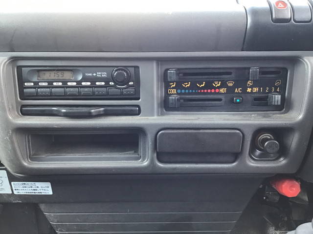 いすゞその他の車種深ダンプ（土砂禁ダンプ）小型（2t・3t）[写真36]