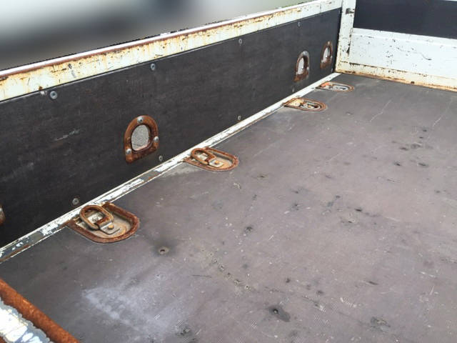 日野デュトロダブルキャブ（Wキャブ）小型（2t・3t）[写真10]