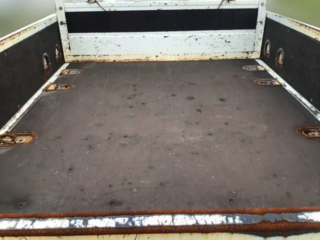 日野デュトロダブルキャブ（Wキャブ）小型（2t・3t）[写真09]