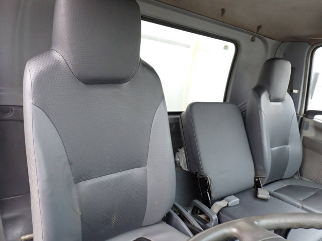 いすゞフォワード深ダンプ（土砂禁ダンプ）中型（4t）[写真31]