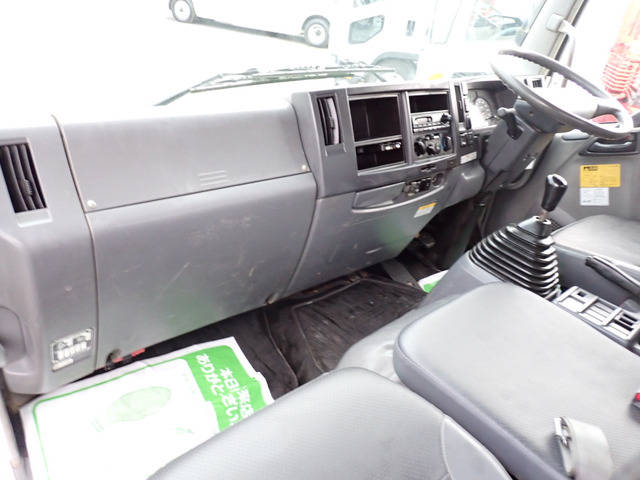 いすゞフォワード深ダンプ（土砂禁ダンプ）中型（4t）[写真38]