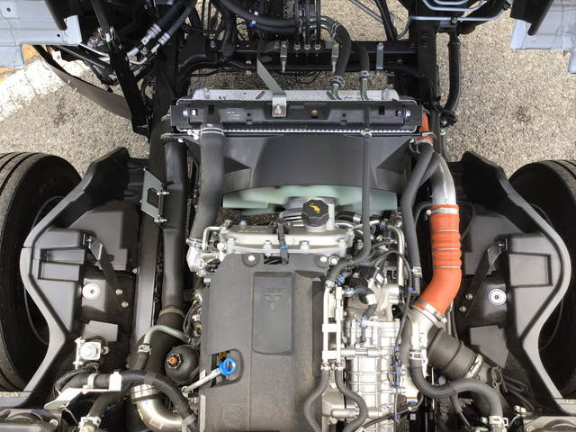 三菱ふそうキャンタークレーン4段小型（2t・3t）[写真27]