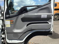 三菱ふそうキャンタークレーン4段小型（2t・3t）[写真29]