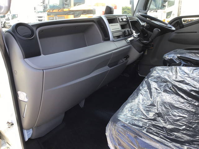 三菱ふそうキャンタークレーン4段小型（2t・3t）[写真32]