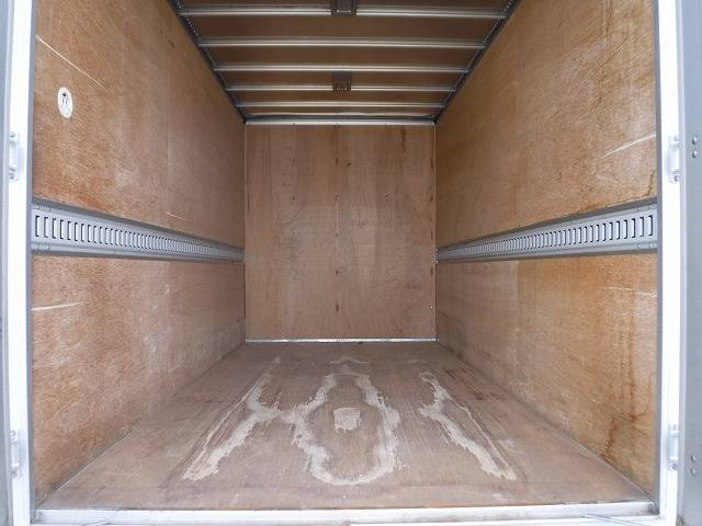 トヨタトヨエースアルミバン小型（2t・3t）[写真06]