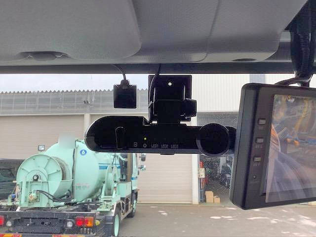 いすゞエルフパネルバン小型（2t・3t）[写真13]