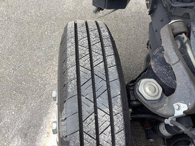 いすゞエルフパネルバン小型（2t・3t）[写真21]