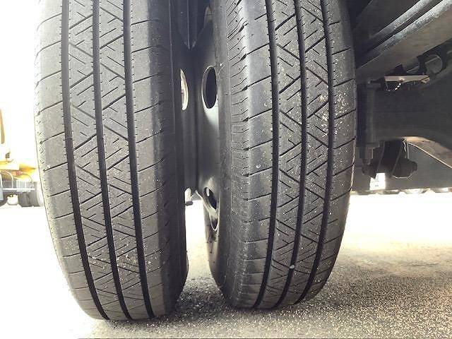 いすゞエルフパネルバン小型（2t・3t）[写真23]