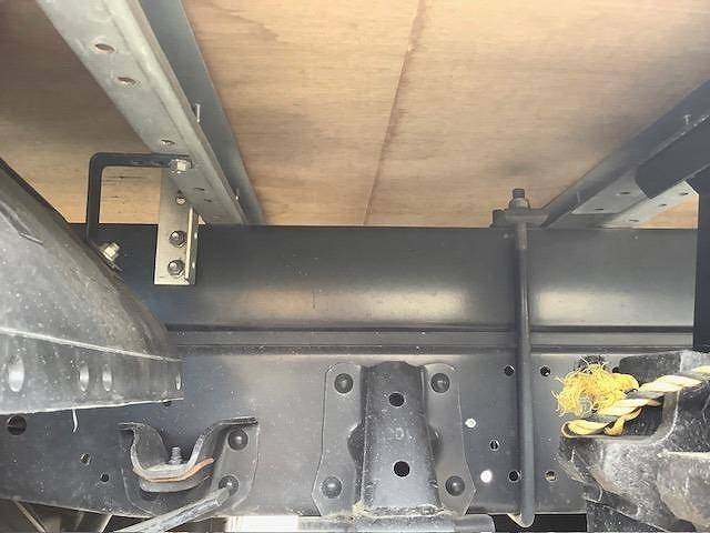 いすゞエルフパネルバン小型（2t・3t）[写真39]