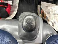 いすゞエルフパネルバン小型（2t・3t）[写真09]