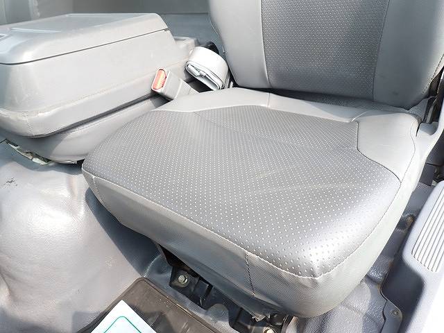 いすゞフォワードダンプ中型（4t）[写真26]