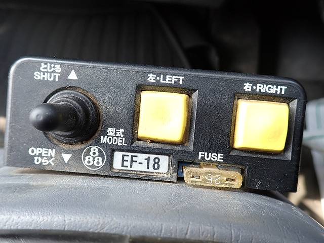 いすゞフォワードダンプ中型（4t）[写真31]