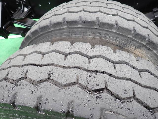 いすゞフォワードダンプ中型（4t）[写真37]