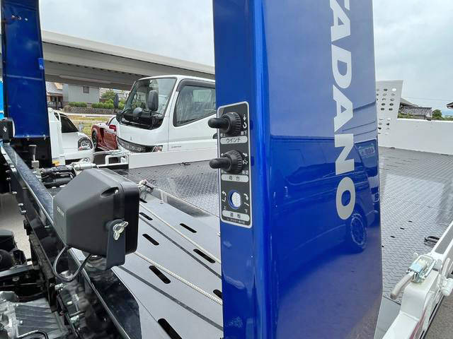 三菱ふそうキャンターセーフティローダー小型（2t・3t）[写真11]