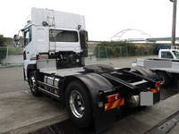 UDトラックスクオントレーラーヘッド（トラクターヘッド）大型（10t）[写真04]