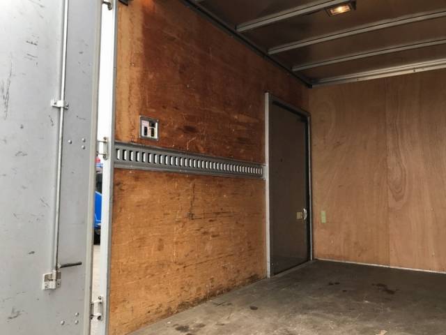 トヨタトヨエースアルミバン小型（2t・3t）[写真12]