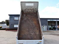 いすゞエルフダンプ小型（2t・3t）[写真14]