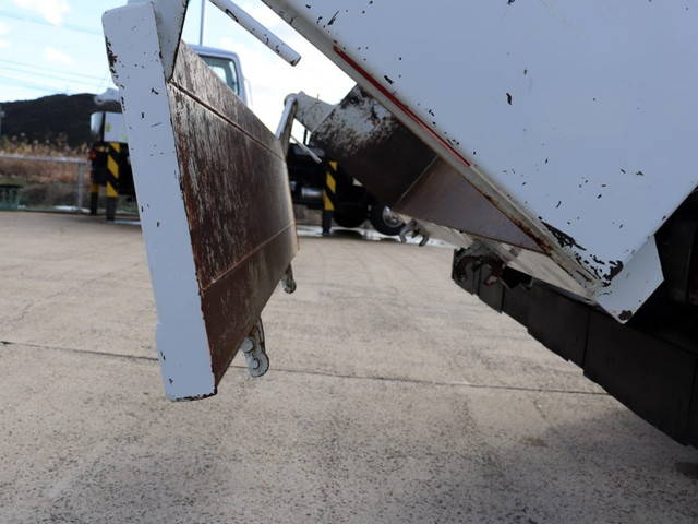 いすゞエルフダンプ小型（2t・3t）[写真15]