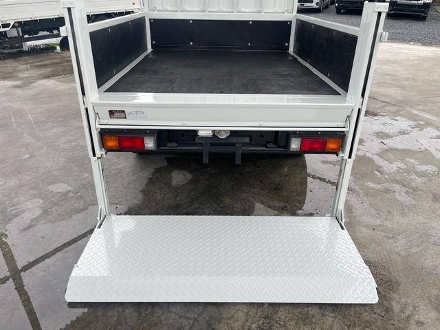 三菱ふそうキャンターガッツダブルキャブ（Wキャブ）小型（2t・3t）[写真11]