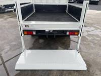 三菱ふそうキャンターガッツダブルキャブ（Wキャブ）小型（2t・3t）[写真11]